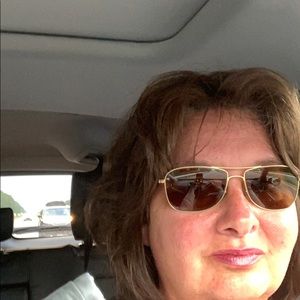 Meet your Posher, Lynn